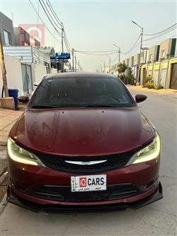 كرايسلر 200